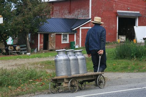 Amish in Northern Maine | Amish culture, Amish farm, Amish