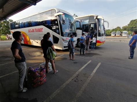 Mga Pasahero Stranded Sa Ilang Istasyon Ng Bus Sa Cubao At Pampanga Frontpageph