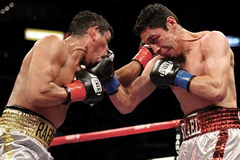 On This Day Israel Vazquez Stops Rafael Marquez In Fight Of The Year