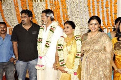 Geetu's actual name is gayathri mohandas on 14 november 2009, she married cinematographer rajeev ravi. Parvathy Jayaram and kalidasan in Geethu Mohandas Wedding ...