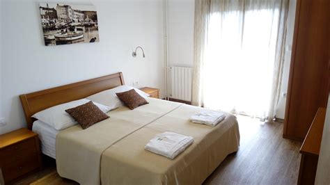 Pomera granice u oblasti elektronskog bankarstva i uvek je dostupna svojim korisnicima. PANSION IVANKA SOBE S DORUČKOM CRIKVENICA