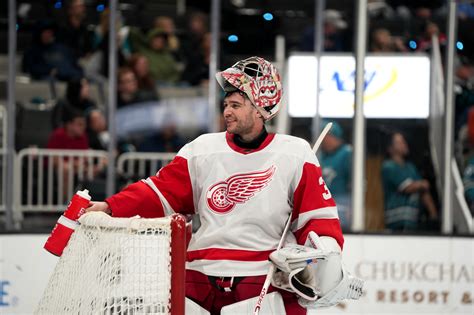 Detroit Red Wings Goaltending Grades 2023-24: Injury Woes and Surging width=