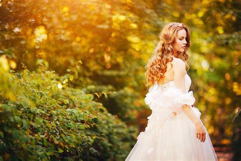 How to pose at a photo shoot All types of boys poses are available here.