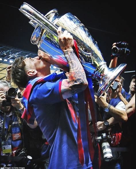 As Messi Celebrates His Birthday Here Are 28 Of His Best Pictures Messi Kisses The Champions