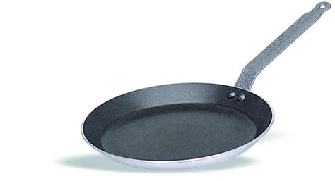 En marruecos se utiliza cous cous con verduras de temporada y algo de carne, en argelia se si por logística en la cocina no os es posible cocinar el cous cous encima de la olla donde preparéis la. Ca l'Ahlam: Enseres de cocina de Marruecos IV parte