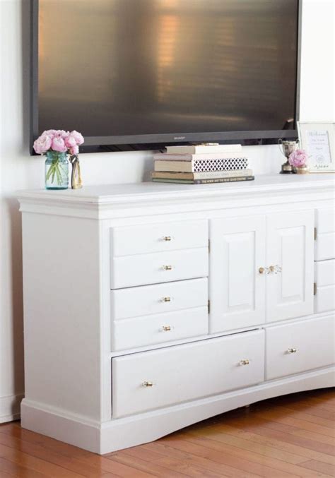 How To Hide Your Tv Wires Without Cutting Into Your Walls The Plug