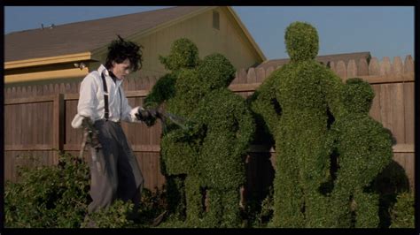 Instead, he is left with metal scissors for hands. movie screencaps - Edward Scissorhands Image (3431085 ...