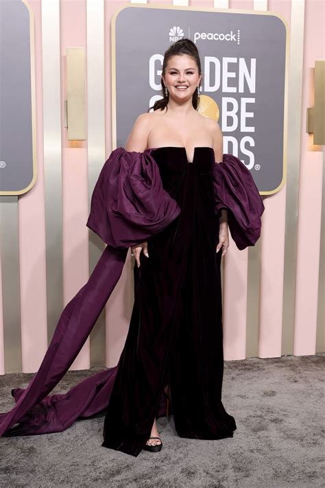 Selena Gomez Wears Black Gown At Golden Globes In 2023