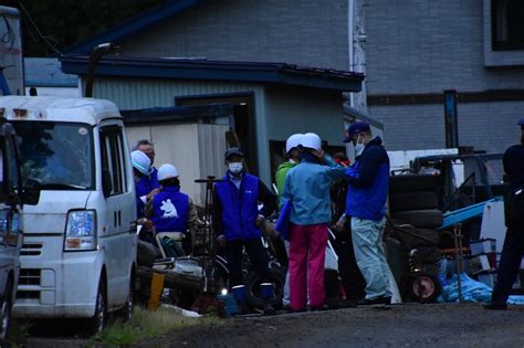 警察は、彼らはそれを渡され、その後、状態はビッグフットの捕獲のために€ih1.000.000.000を授与しました。 このように話を終えた。 パート3 これらの物語はすべて、このようひどいではありません。 まあ我々は、私たちの物語を開始する。 エルザ、夏の森に一度だった。 突然、刺激臭を行ってきま. 車リサイクルセンターでクマが9時間「立てこもり」 秋田・大館 ...