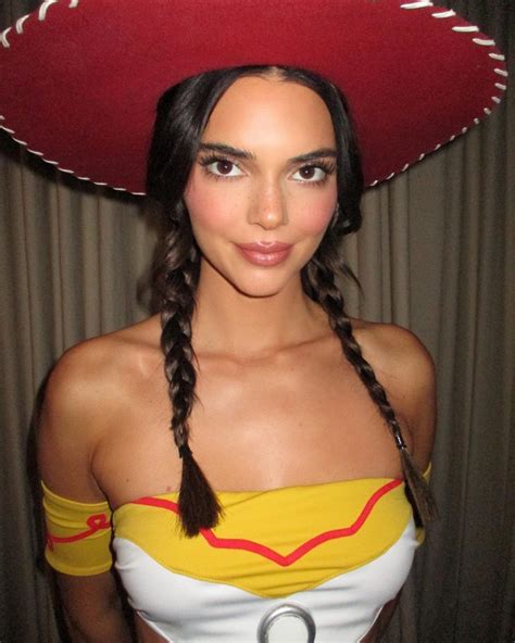 Kendall Jenner Suits Up As Sexy Jessie From Toy Story For Halloween