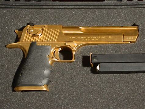 Shining Gold Desert Eagle