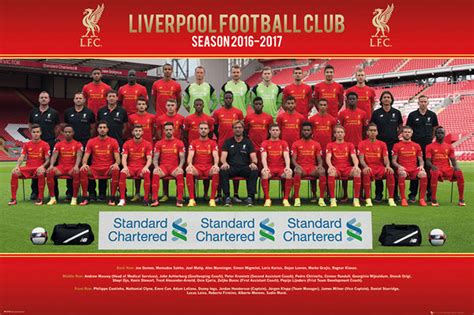 2006 beschrieb liverpools kapitän gerrard seine verachtung für den kontrahenten wie folgt: Liverpool FC - Fußball - Team Photo 16/17 - Poster - 91,5x61