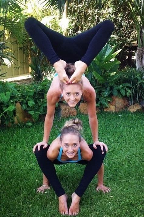 Pin Von Tessa Date Auf Stunts Turnen Yoga Akro