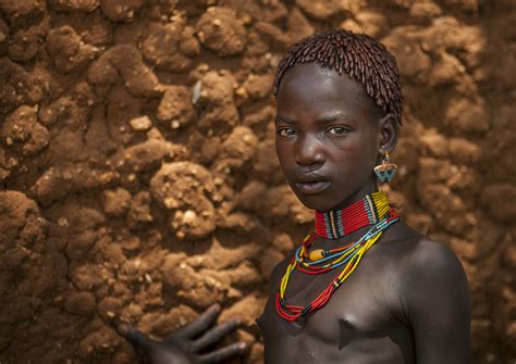 Hamar Tribe Girl With Colourful Necklaces Turmi Omo Vall Flickr