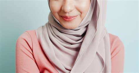 Muslim Teens Stepmom Doesnt Want Her Wearing Hijab Aita