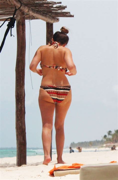Kelly Brook Wearing Bikini In Cancun 2013 69 Gotceleb
