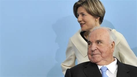 Helmut Kohl Zustand Des Altkanzlers Unverändert Politik
