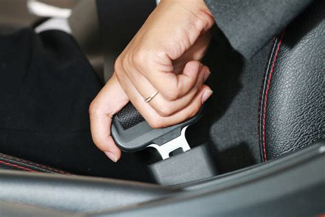 Seat belt safety is extremely important on the road. The Case for Seatbelts | DrivingGuide.com Articles