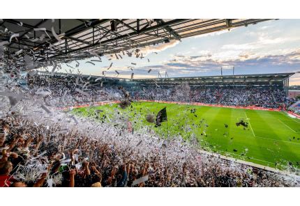 Use the map controls to rotate and zoom the st pauli stadium view. FC St. Pauli - Stadium - Millerntor-Stadion | Transfermarkt