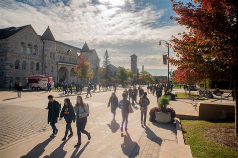 The 10 most beautiful universities in Canada | Student