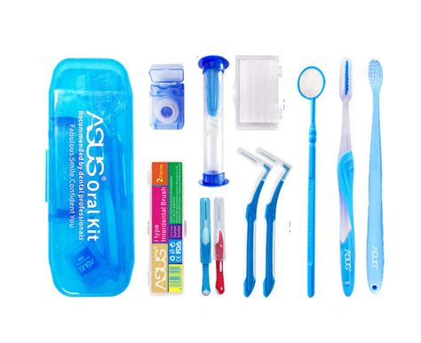 ادوات تنظيف تقويم الاسنان