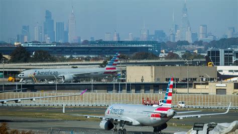 American Airlines Pilots Refuse Recorded Interview With Safety Board