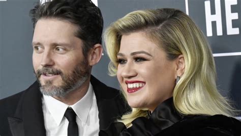 Kelly Clarkson Is Divorcing Her Husband After ‘detrimental Time In