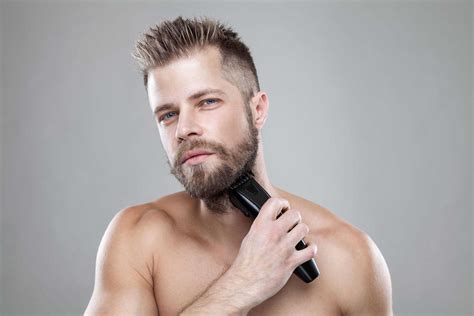Before we get into the details about the best hair clippers for men, let's examine the factors our testers considered as they discovered eight quality haircut clippers products. 8 Best Beard Trimmers for the Perfect Facial Hair Trim 2020