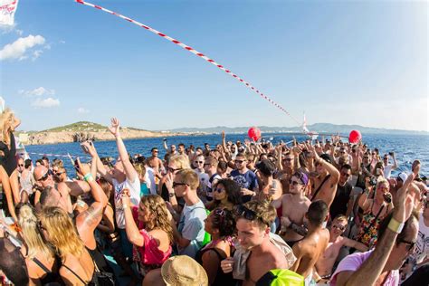 Sunset Boat Party With Open Bar And Combo Ticket In Ibiza My Guide Ibiza