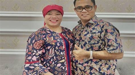 Sambil Nangis Haji Faisal Dan Istri Kenang Ultah Pertama Gala