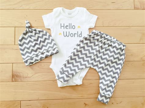 Gender Neutral Baby Coming Home Outfit Unisex Baby Clothes Etsy