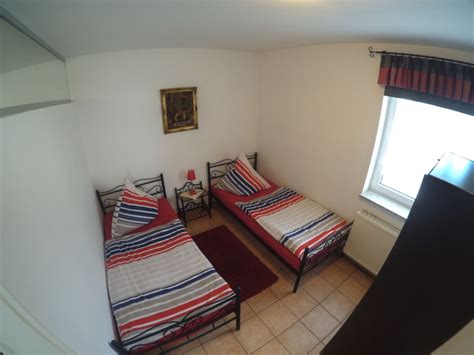 Stylish und zentral wohnen in einem wunderschönen altbau. Haus Kallenborn, Monteurzimmer in Kleinblittersdorf (66271 ...