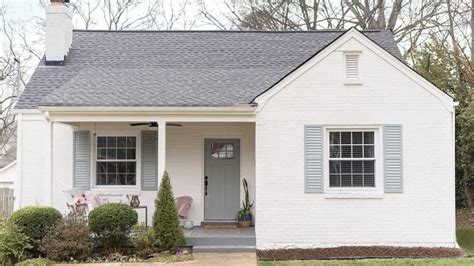 Love to use bright colors on your exterior? Peek Inside This 1,200-Square-Foot Nashville Bungalow — Southern Living | Best exterior paint ...
