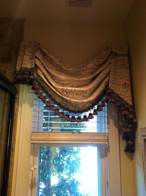 Asymmetrical valance in small bathroom Swag Curtains, Valance Curtains