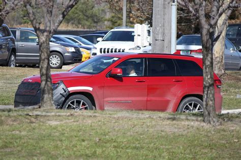 2018 Jeep Grand Cherokee Trackhawk First Spy Shots Gtspirit