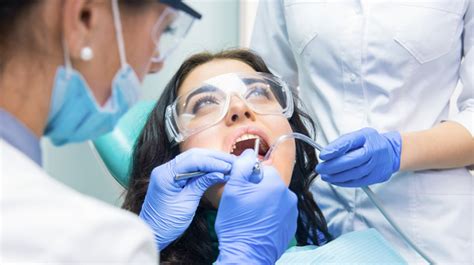 نقيب أطباء الأسنان قطاعنا مهمل يستوجب لفتة من الدولة