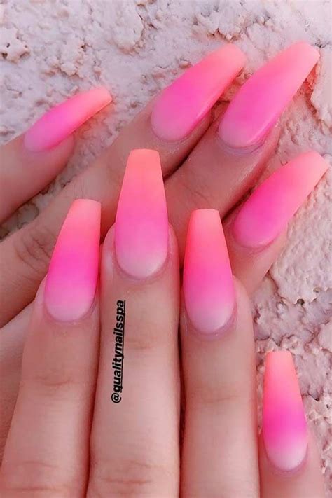 23 Neon Pink Nails And Ideas To Wear All Summer Long Stayglam Pink