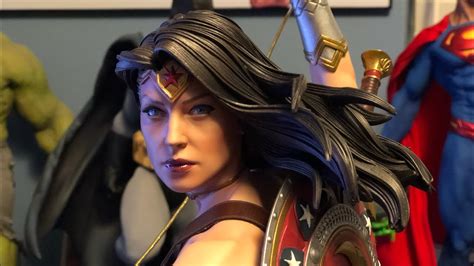 Sideshow Collectibles New Wonder Woman Premium Format Statue Review