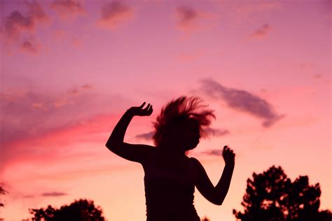 Filesunset Party Dancing Girl Silhouette Wikipedia