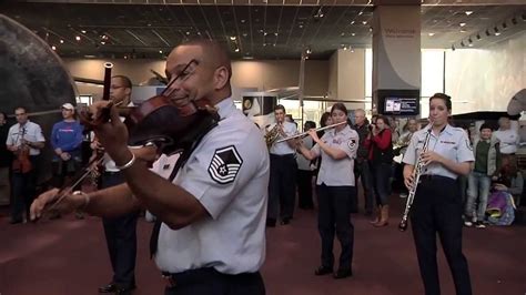 The Usaf Band Holiday Flash Mob At The National Air And Space Museum