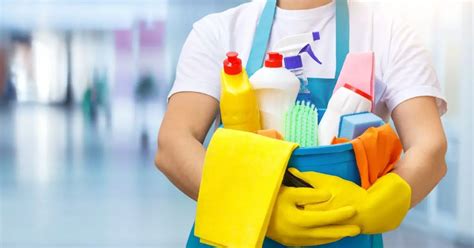 How Much Do Cleaners Charge Per Hour In The Uk
