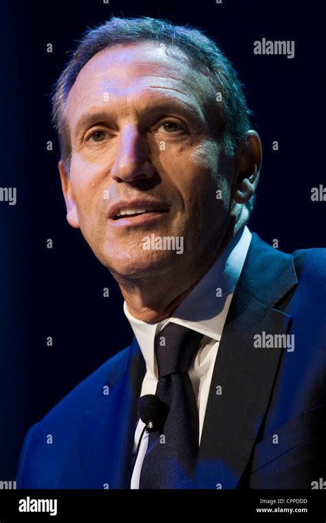 Starbucks Ceo Chairman And President Howard Schultz Stock Photo Alamy