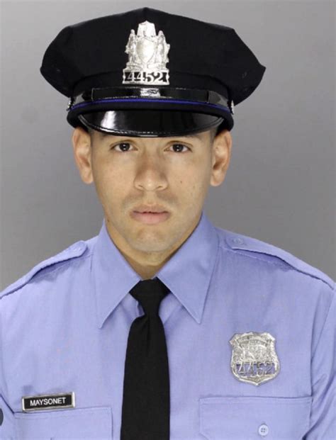 A~ On Twitter Rt Keeleyfox29 Philadelphia Police Officer Shot