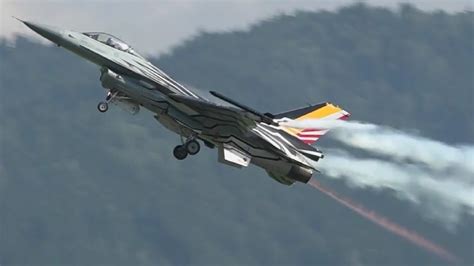 F 16 Demo With Long Afterburner Youtube