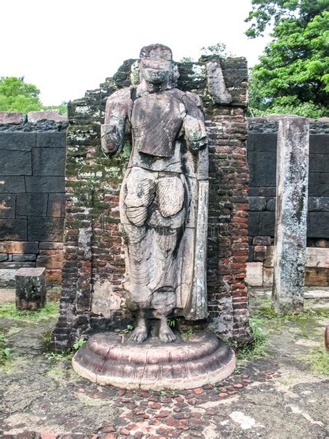 Polonnaruwa Sri Lanka The Ruins Of An Ancient Temple Stock Photo