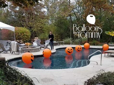 Combine your pool party menu with the decorations by purchasing or renting a large fire pot. 15+ Spooktacular Ways to Enjoy Halloween Pool Party
