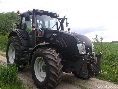 Zdjęcie traktor Valtra T133 id:503649 - Galeria rolnicza agrofoto