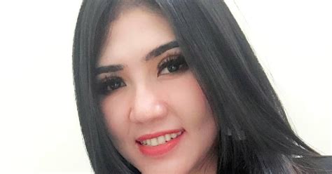 Jun 13, 2021 · bu, boleh minta request lagu dangdut 'juragan empang', kata salah satu pasien dari kamar di lantai dua melongok keluar jendela. Lirik Lagu Via Vallen - Juragan Empang