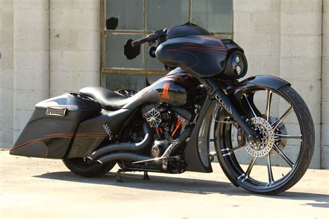 2011 Street Glide Custom Bagger Stealth Glide Motorcycle Harley