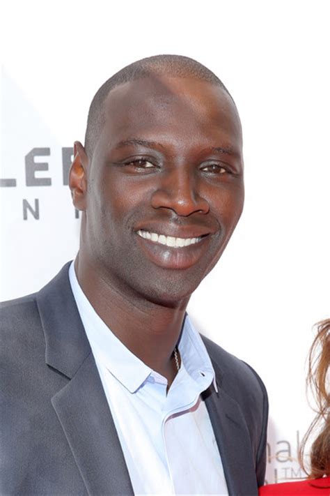 He made his 3 million dollar fortune with intouchables. Omar Sy Photos Photos - "Samba" Premiere - Arrivals - 2014 ...